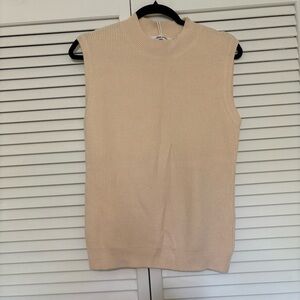 Sleeveless Cream Knit Top
